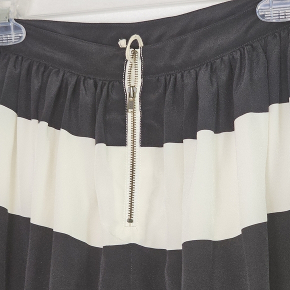 Fossil Silk Striped Mini Skirt Sz 4 Skater,Preppy - Picture 3 of 13
